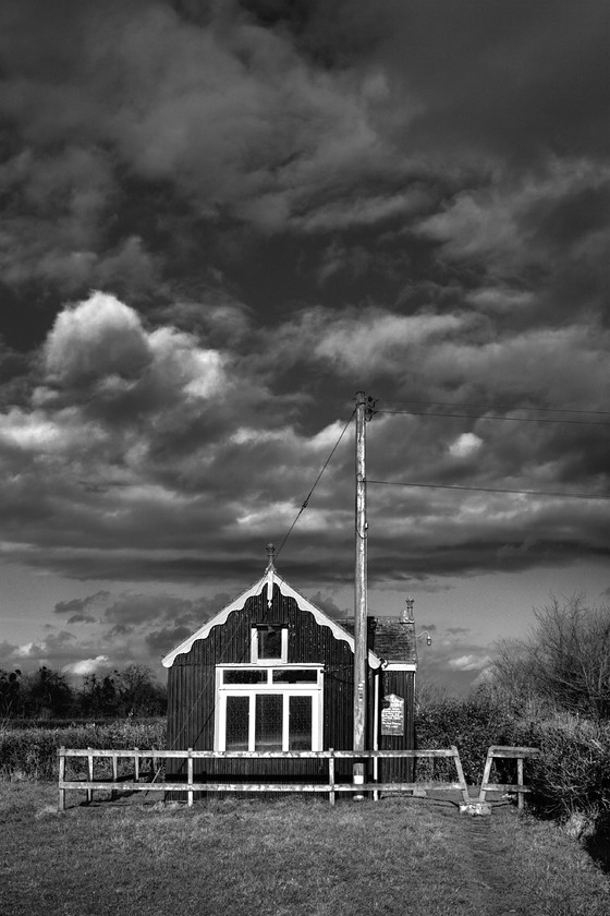 St-Mary-The-Virgin-De-Hdr-Shepperdine-Church